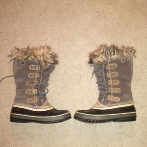 Sorel joan of arctic boots